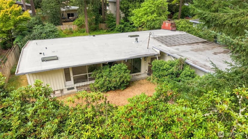 Property photo for 2439 160th Avenue Ne, Bellevue