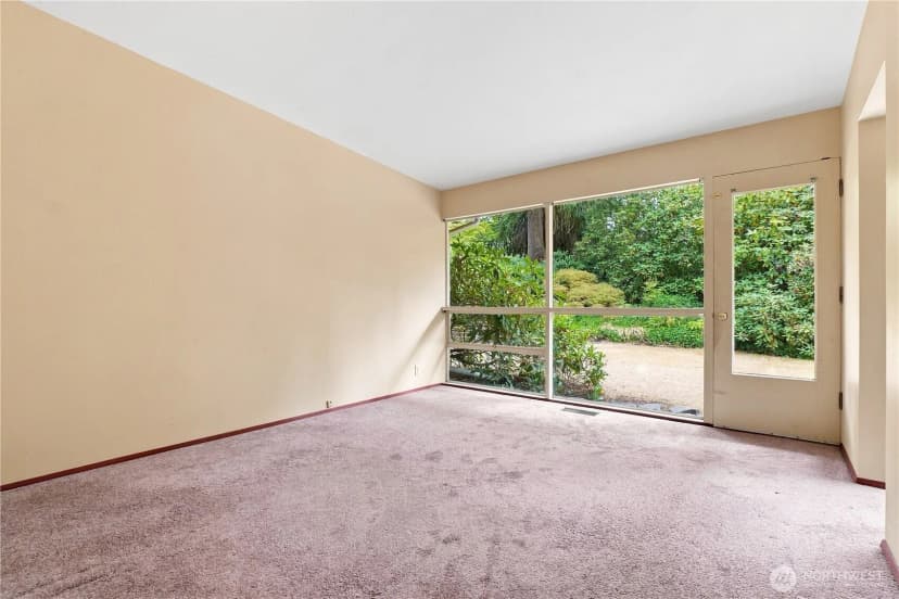 Property photo for 2439 160th Avenue Ne, Bellevue photo 15