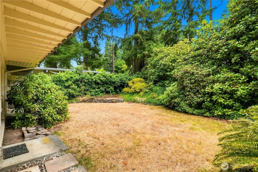 Property photo for 2439 160th Avenue Ne, Bellevue photo 32