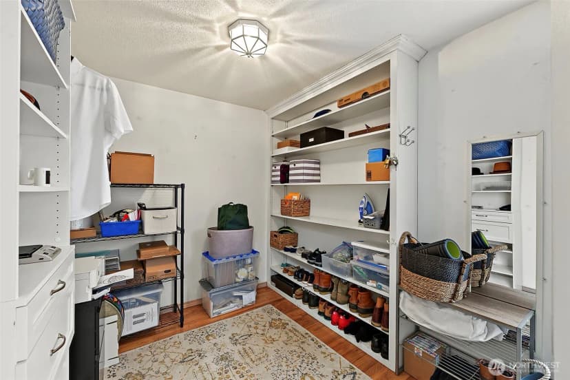 Property photo for 10903 Meadow Road Sw, Lakewood photo 22