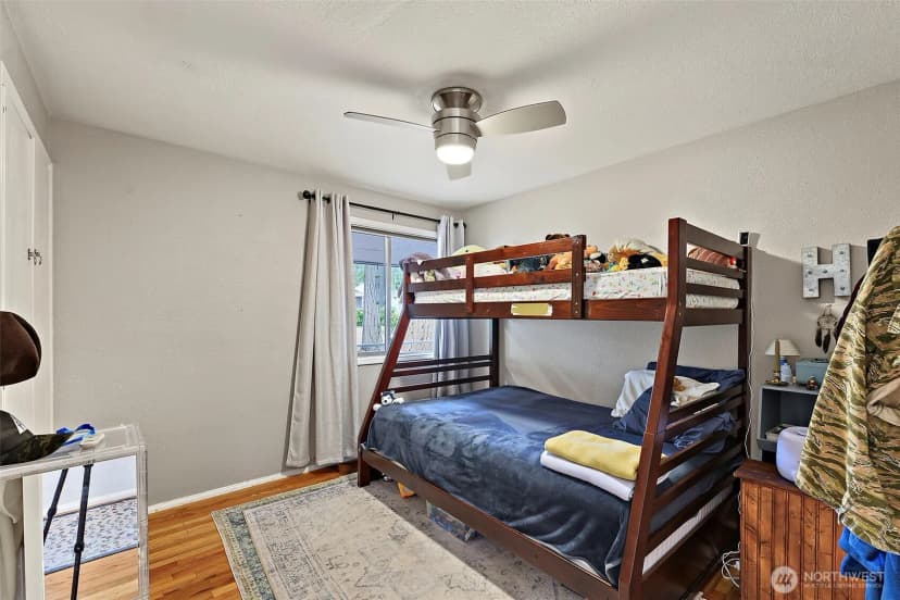 Property photo for 10903 Meadow Road Sw, Lakewood photo 18