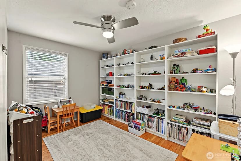 Property photo for 10903 Meadow Road Sw, Lakewood photo 24