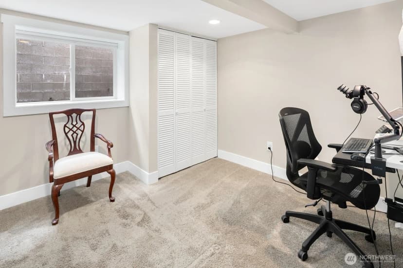 Property photo for 6271 Ellis Avenue S, Seattle photo 28