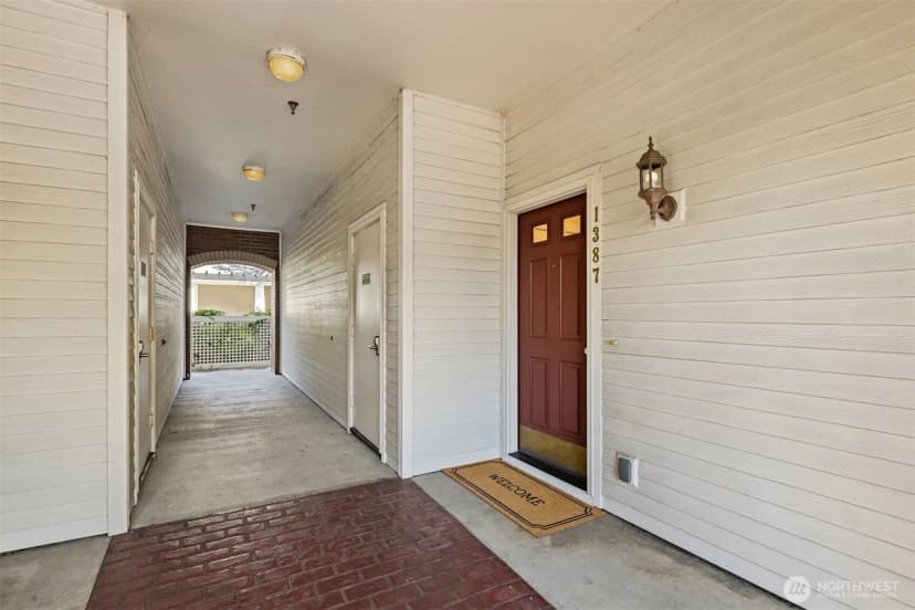 Property photo for 1387 Huckleberry Circle, Issaquah photo 20