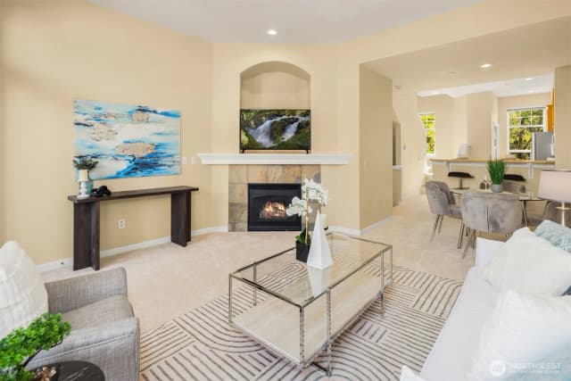 Property photo for 1387 Huckleberry Circle, Issaquah photo 4