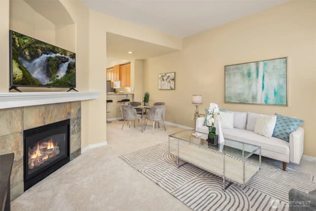 Property photo for 1387 Huckleberry Circle, Issaquah photo 2