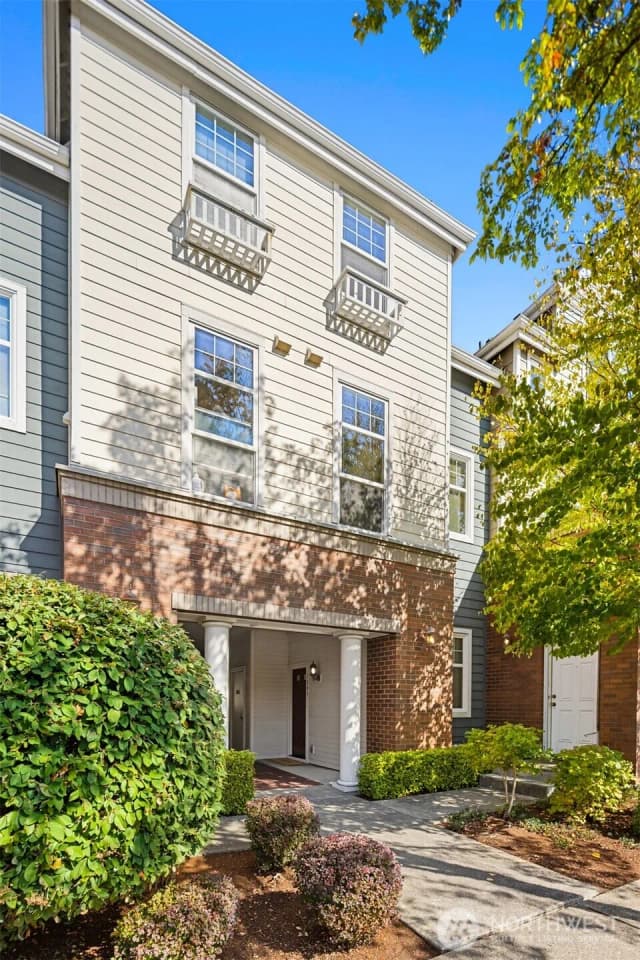Property photo for 1387 Huckleberry Circle, Issaquah