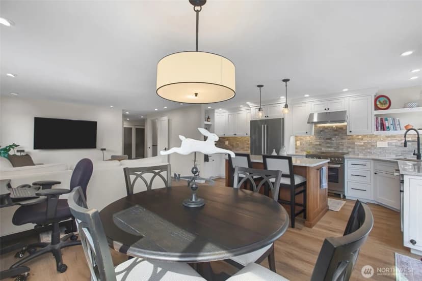 Property photo for 2400 E Howell Street #f, Seattle photo 16