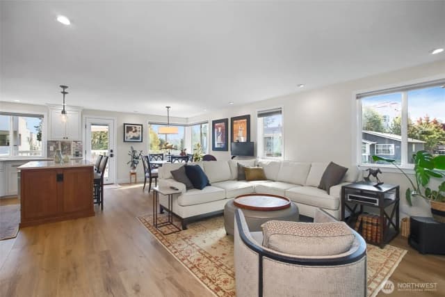 Property photo for 2400 E Howell Street #f, Seattle photo 3