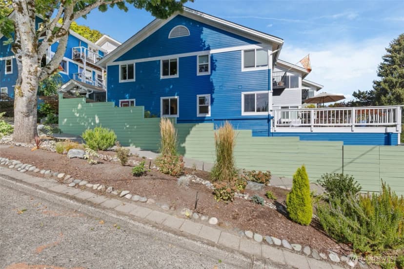 Property photo for 2400 E Howell Street #f, Seattle photo 37