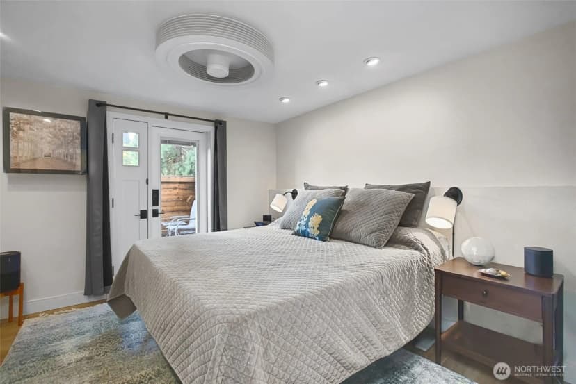 Property photo for 2400 E Howell Street #f, Seattle photo 18