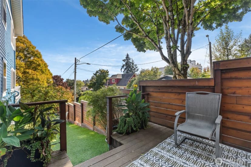 Property photo for 2400 E Howell Street #f, Seattle photo 30