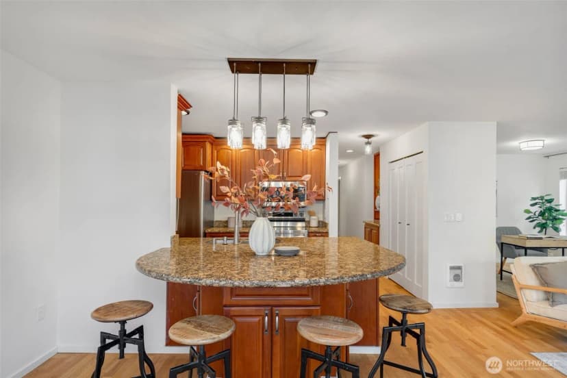 Property photo for 500 Aloha Street #211, Seattle photo 10