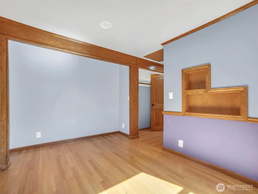 Property photo for 4044 39th Avenue Sw, Seattle photo 13