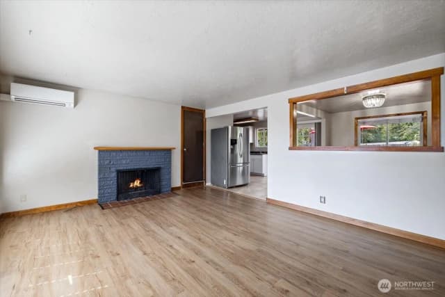 Property photo for 1416 Ne 158th Street, Shoreline photo 5