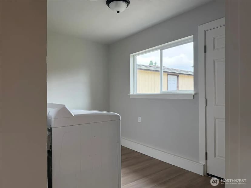 Property photo for 857 S 72nd Street, Tacoma photo 14