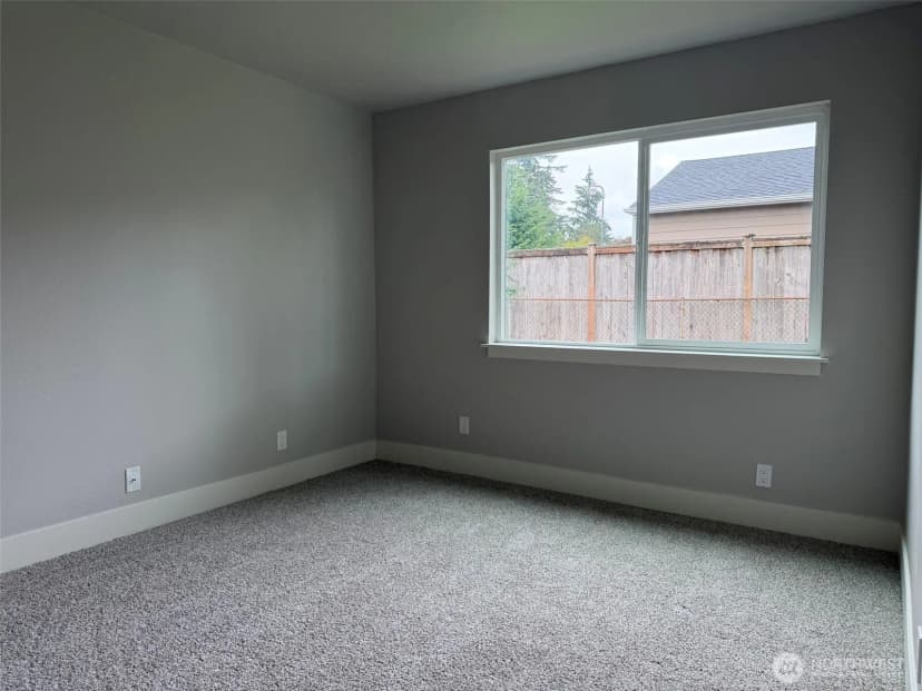 Property photo for 857 S 72nd Street, Tacoma photo 9