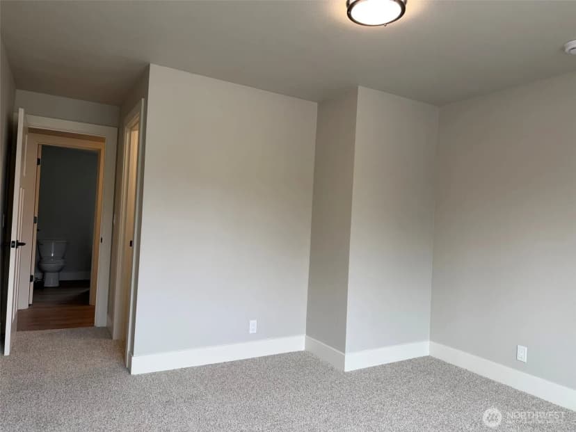 Property photo for 857 S 72nd Street, Tacoma photo 12