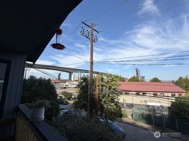 Property photo for 3831 17th Avenue Sw, Seattle photo 16
