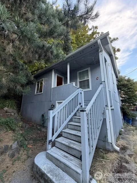 Property photo for 3831 17th Avenue Sw, Seattle photo 17