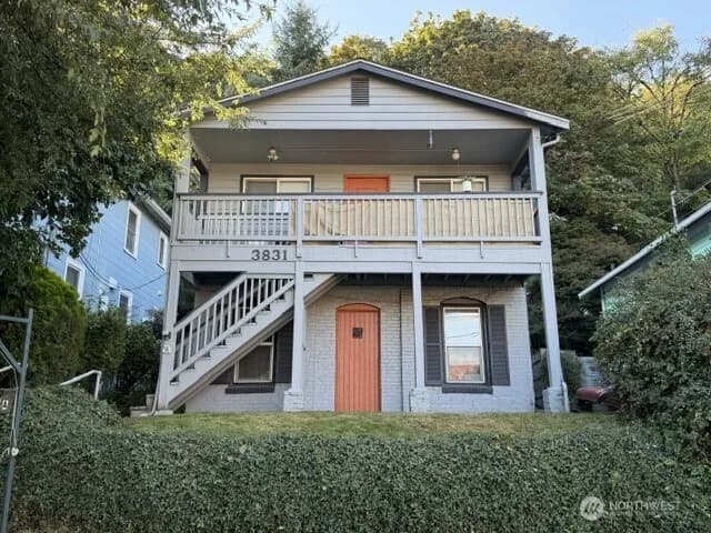 Property photo for 3831 17th Avenue Sw, Seattle
