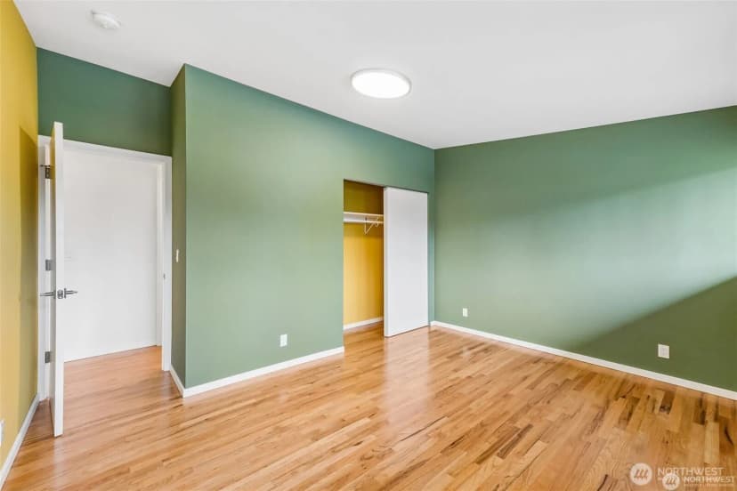 Property photo for 12456 Se 27th Street, Bellevue photo 12