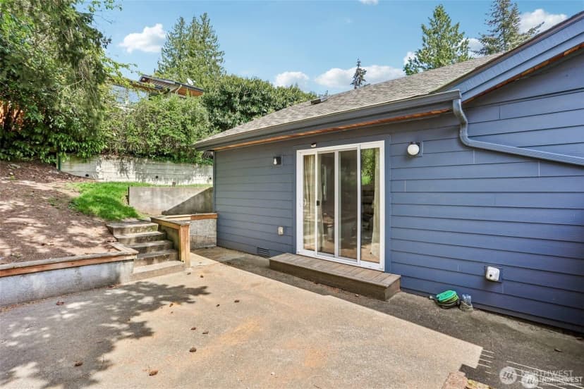 Property photo for 12456 Se 27th Street, Bellevue photo 29