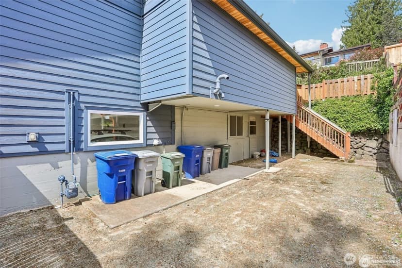 Property photo for 12456 Se 27th Street, Bellevue photo 28