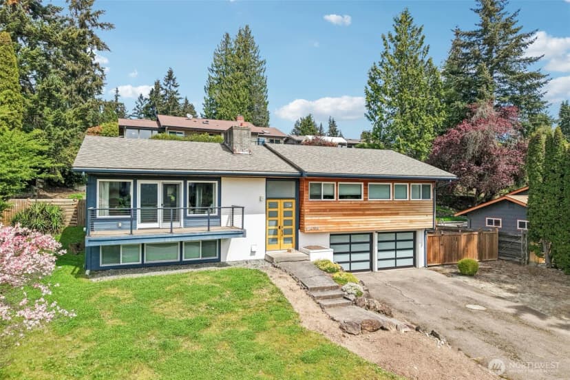 Property photo for 12456 Se 27th Street, Bellevue