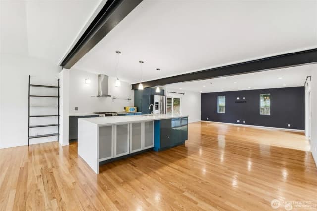 Property photo for 12456 Se 27th Street, Bellevue photo 5