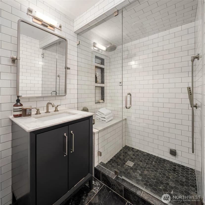 Property photo for 1641 Windermere Drive E, Seattle photo 34