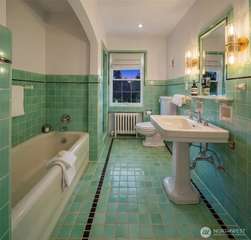 Property photo for 1641 Windermere Drive E, Seattle photo 24
