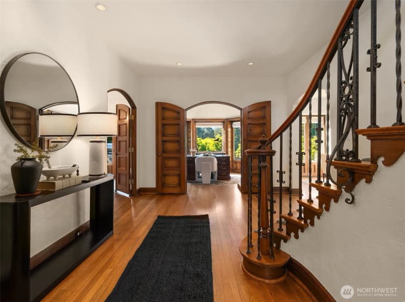 Property photo for 1641 Windermere Drive E, Seattle photo 17