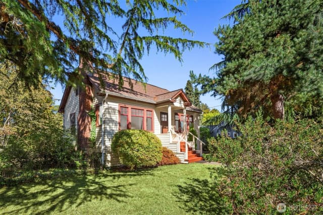 Property photo for 1222 Ne 100th Street, Seattle photo 5