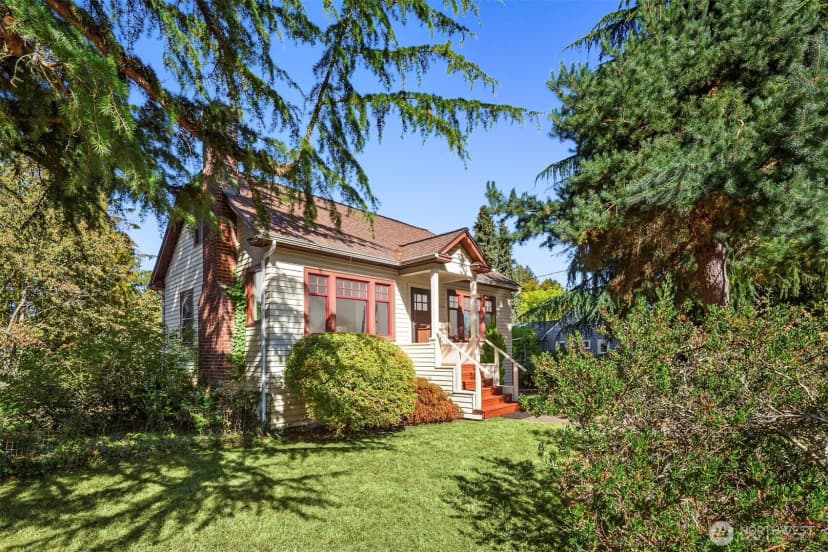 Property photo for 1222 Ne 100th Street, Seattle photo 5