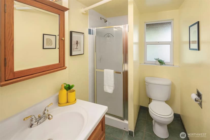 Property photo for 1222 Ne 100th Street, Seattle photo 28