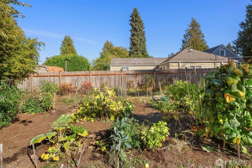 Property photo for 1222 Ne 100th Street, Seattle photo 33