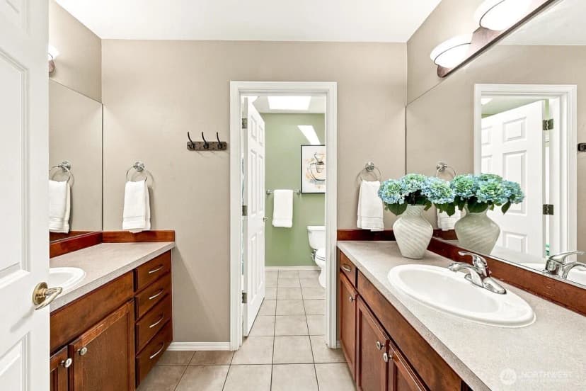 Property photo for 13915 Se 238th Place, Kent photo 28