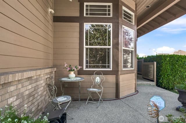 Property photo for 13915 Se 238th Place, Kent photo 2