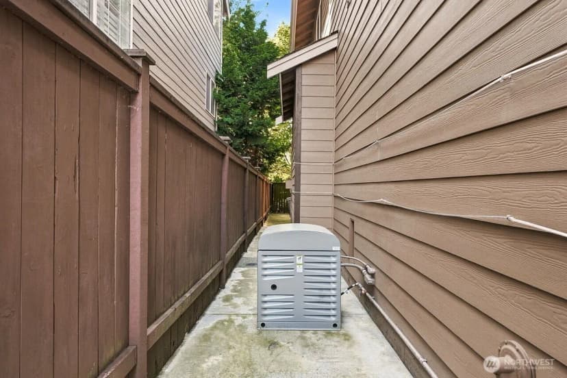 Property photo for 13915 Se 238th Place, Kent photo 38