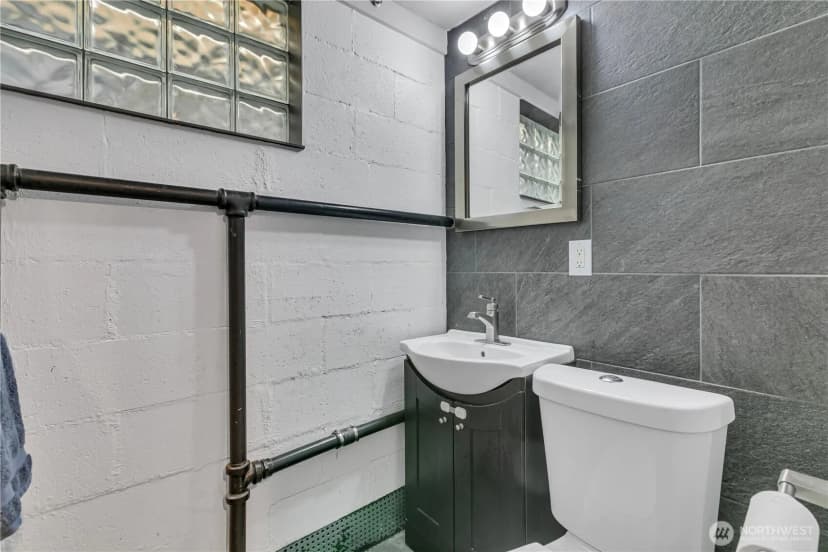Property photo for 9712 57th Avenue S, Seattle photo 19