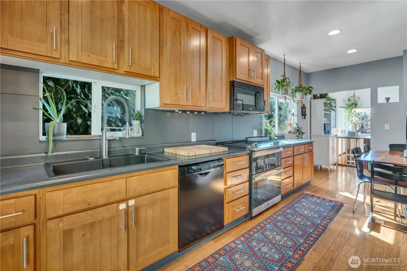 Property photo for 9712 57th Avenue S, Seattle photo 9