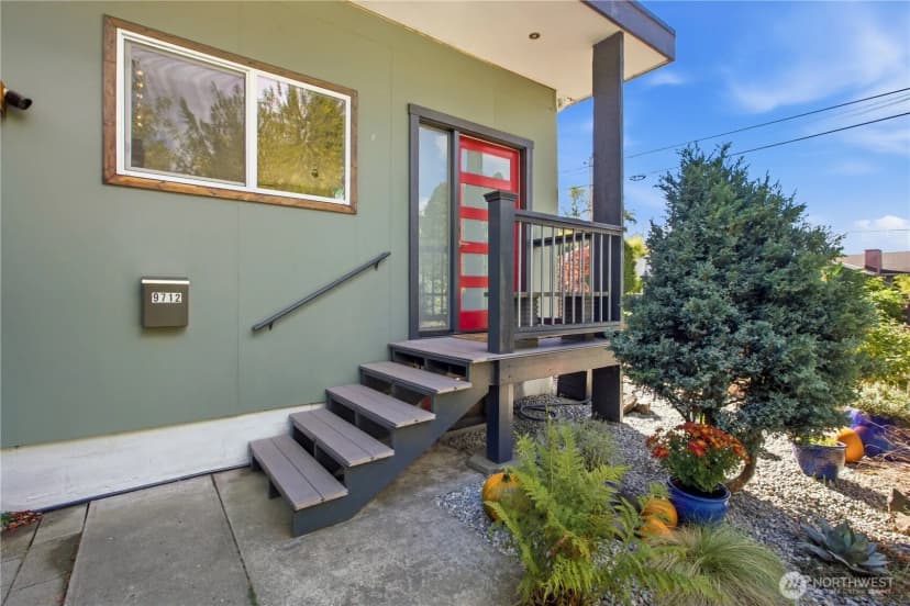 Property photo for 9712 57th Avenue S, Seattle photo 2