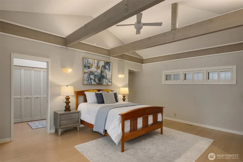 Property photo for 8493 W Mercer Way, Mercer Island photo 21