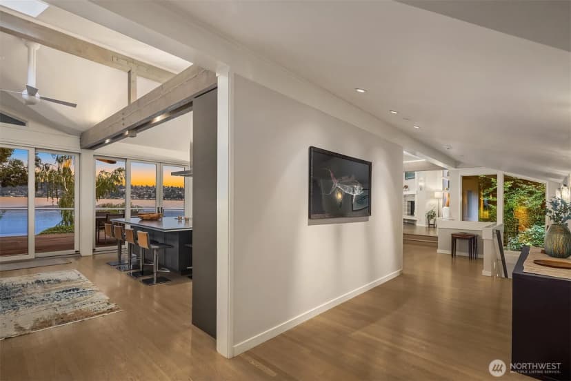 Property photo for 8493 W Mercer Way, Mercer Island photo 16