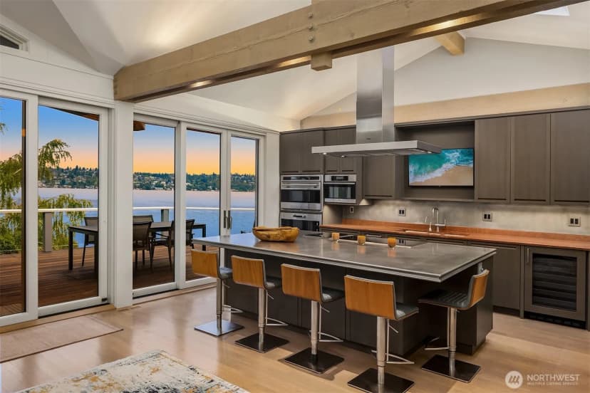 Property photo for 8493 W Mercer Way, Mercer Island photo 12