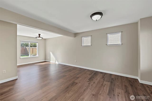 Property photo for 5137 S 303rd Place, Auburn photo 4