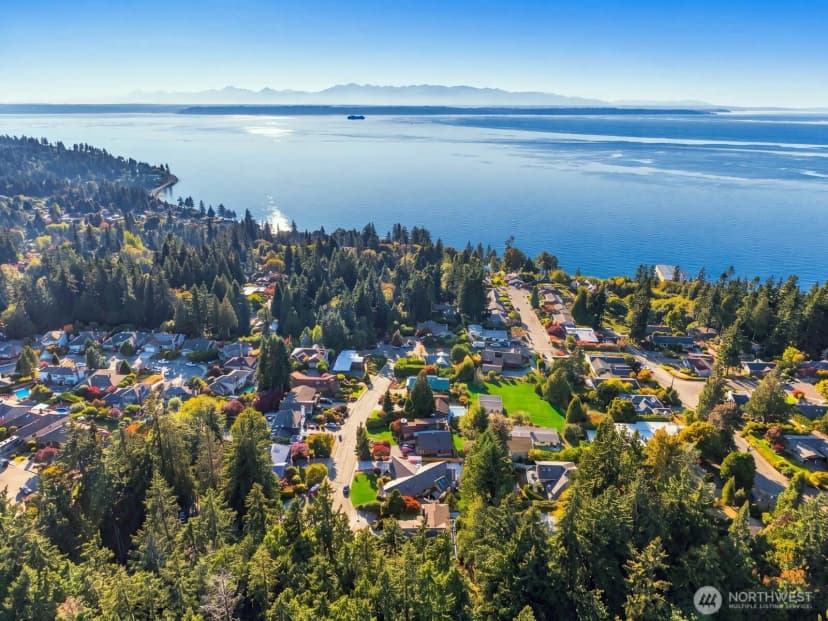 Property photo for 7011 165th Place Sw, Edmonds photo 26