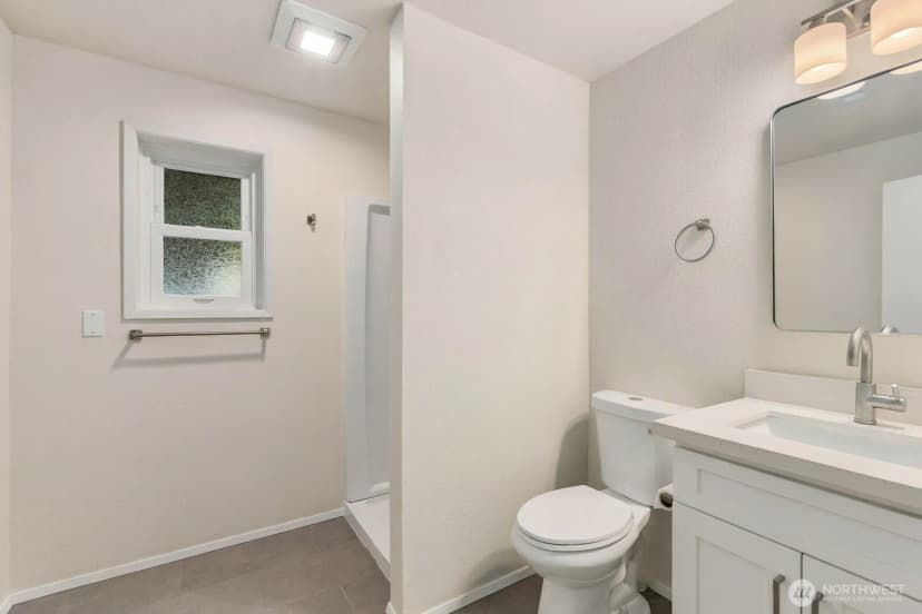Property photo for 7011 165th Place Sw, Edmonds photo 24