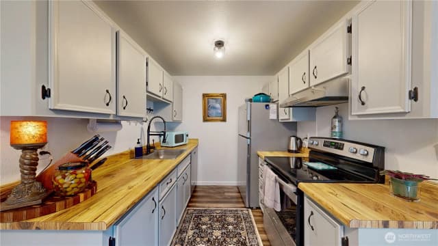 Property photo for 1840 Central Place S #b18, Kent photo 3